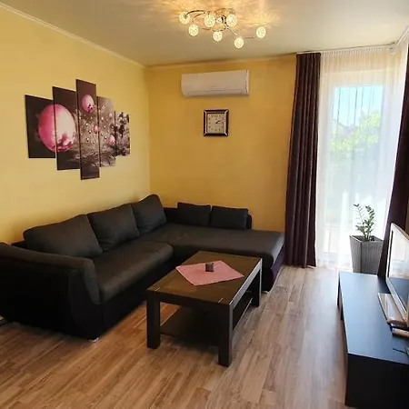 Tamasi Nyaralohaz * Balatonmariafurdo