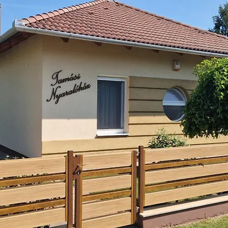 Apartment Tamasi Nyaralohaz Balatonmariafurdo