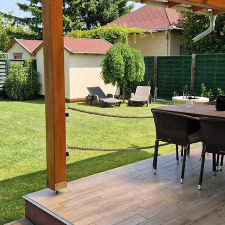 Tamasi Nyaralohaz Apartmán *