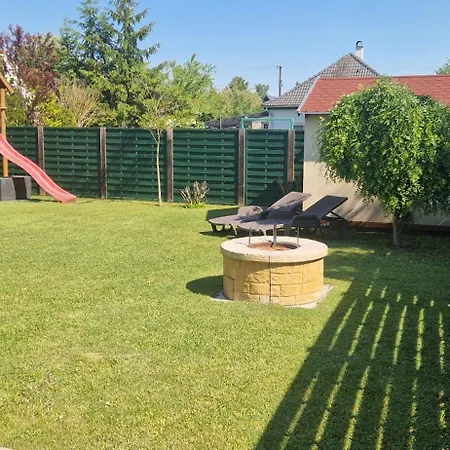 Tamasi Nyaralohaz Apartmán