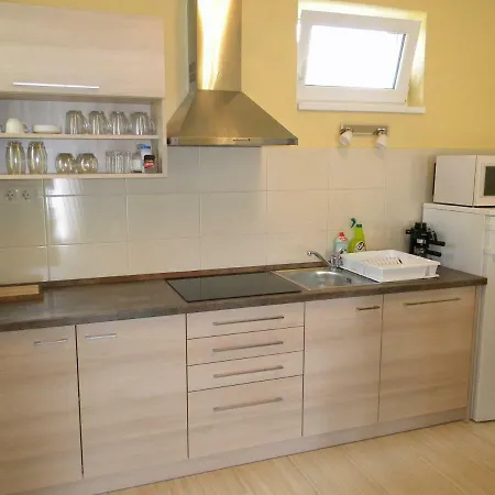 Tamasi Nyaralohaz Apartment Balatonmariafurdo